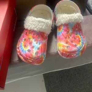 Colorful Tie-Dye Clogs with Fleece Lining